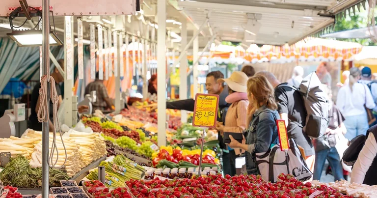 Frankfurts Wochenmarkt Sachsenhausen: dienstags warme Pasta
