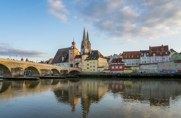 „Alles in Butter“ in Regensburg: Domführung am 15. August
