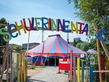 Rekord in Karlsruhe: Schüler gestalten ihre eigene Zukunftswoche