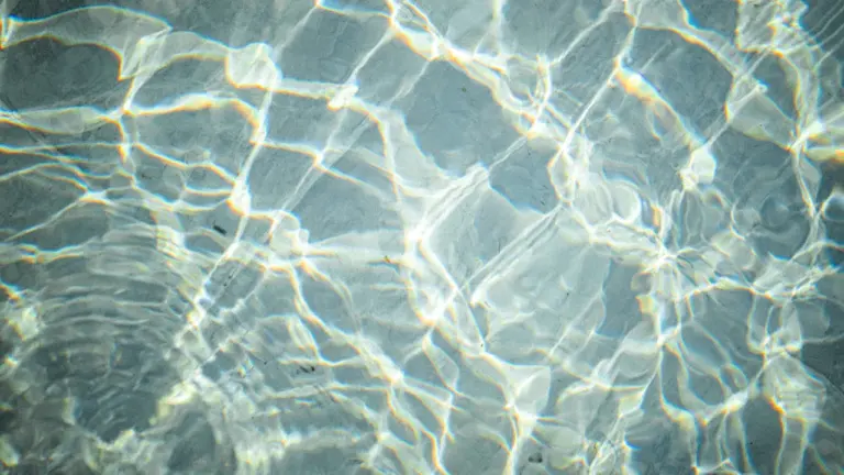 Traumsymbol Wasser: Was Gefühle im Traum sichtbar machen