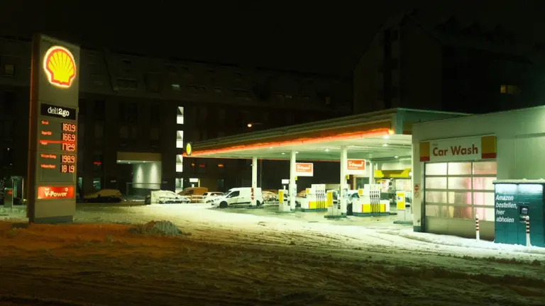 Günstiger tanken: Preise, Kraftstoff und Umweg richtig prüfen