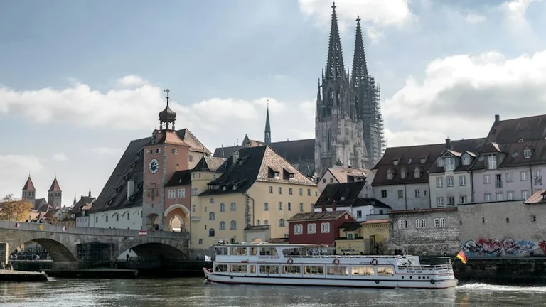 Regensburg öffnet Infrastrukturdenkmale kostenlos
