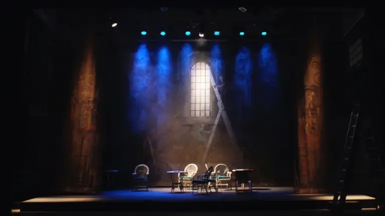 Theaterführung in Regensburg: Am 4. Oktober hinter die Kulissen: what residents need to know