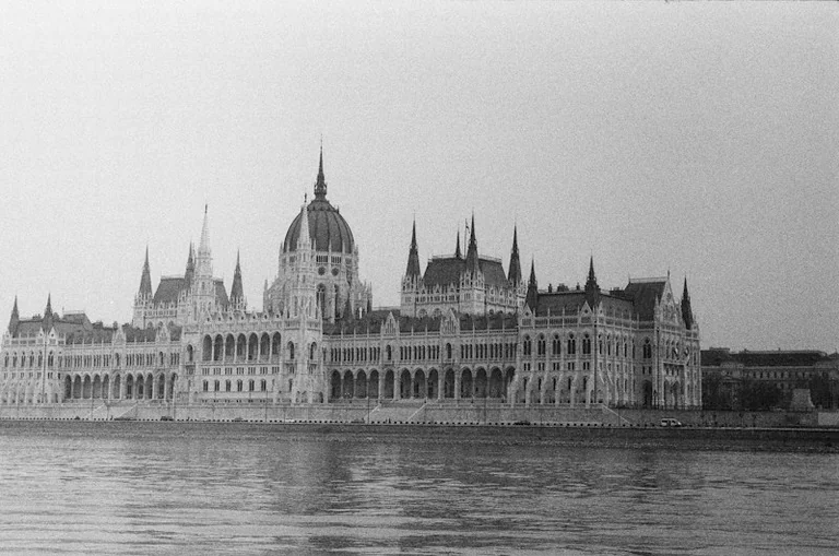 Ungarnaufstand 1956: Vom Protest in Budapest zur Flucht nach Deutschland